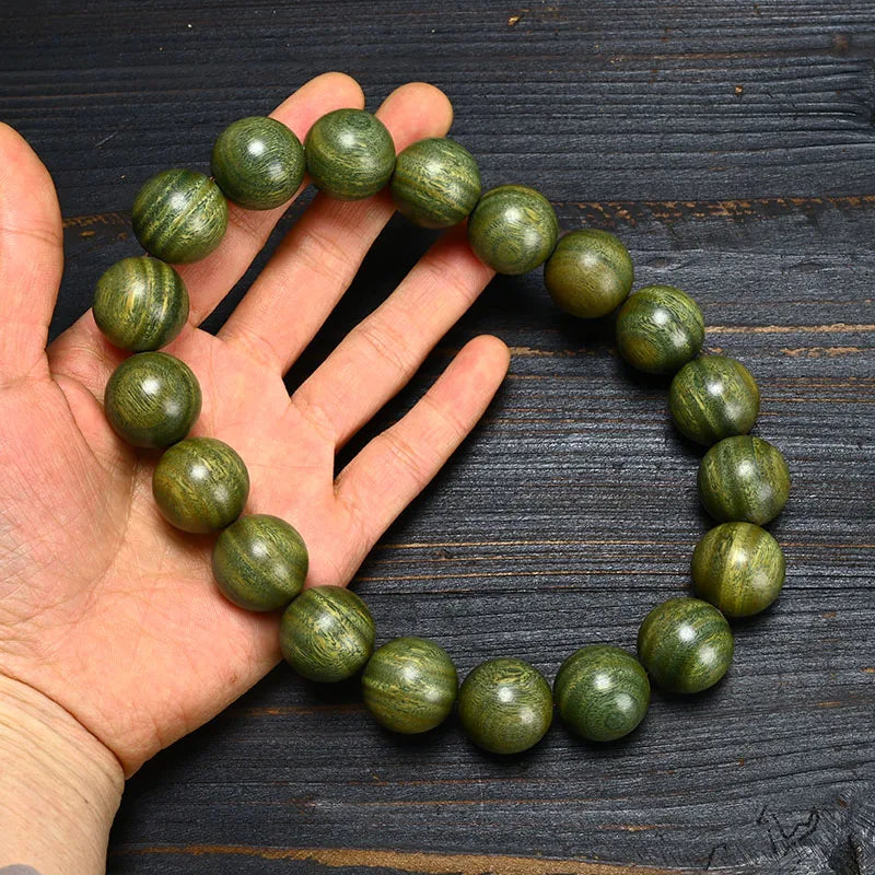 Green sandalwood Buddhist beads bracelet