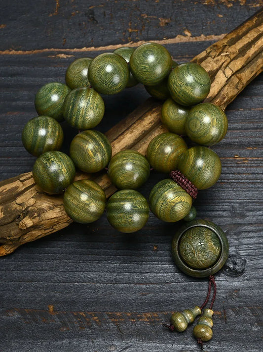 Green sandalwood Buddhist beads bracelet