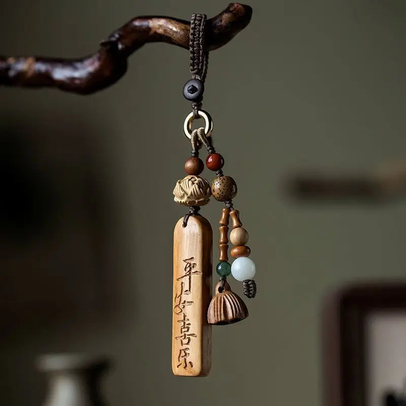 Natural Sandalwood Anti-lost Number Plate Car Key Chain Pendant Lanyard Nothing Card Customization Lettering Car Pendant Custom