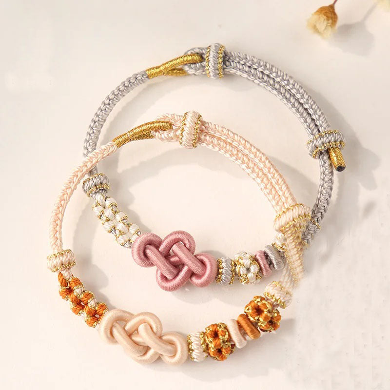women's Ruyi knot bracelet