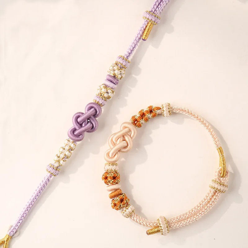 women's Ruyi knot bracelet